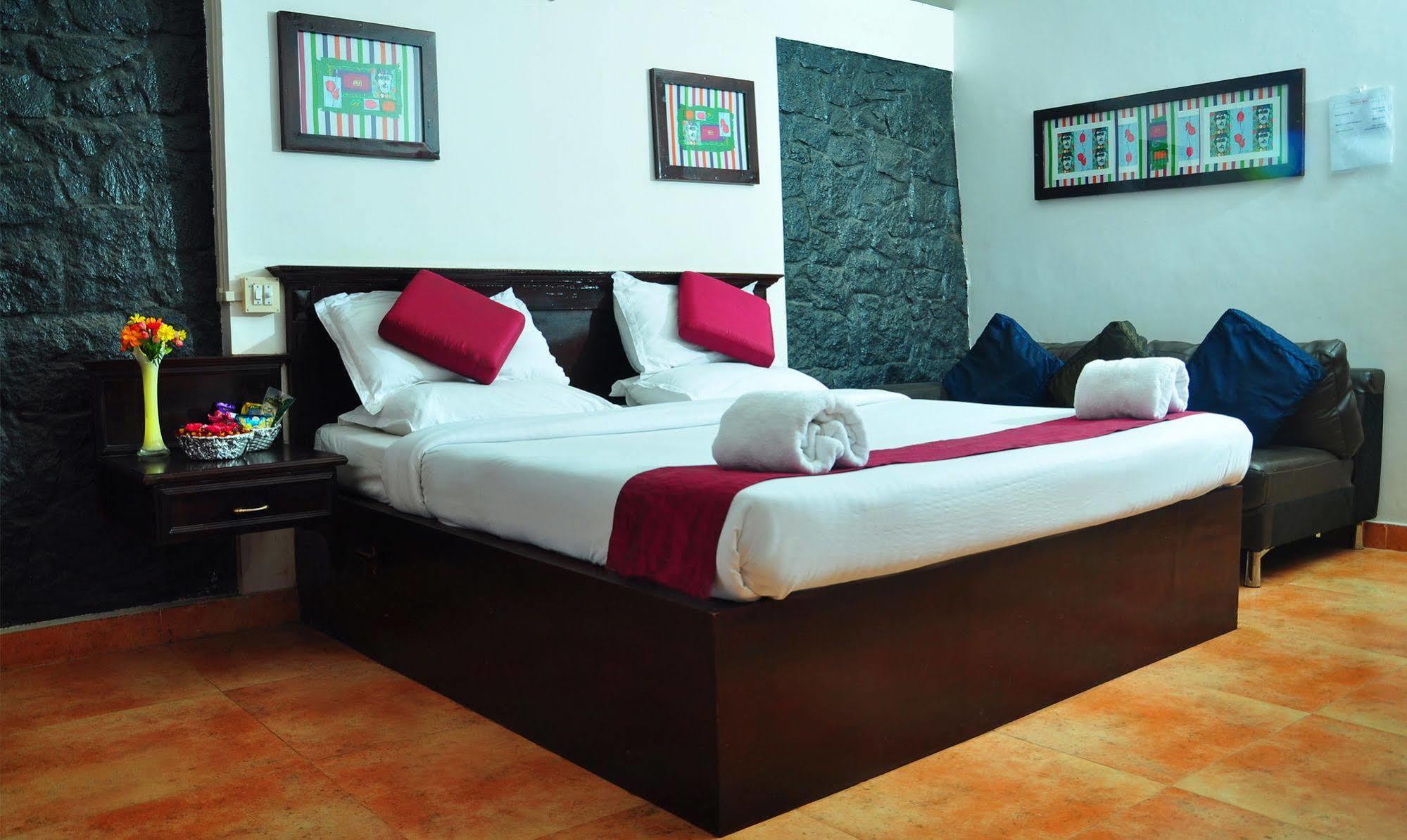 Punarjani Ayurvedic Resorts Ramakkalmedu Екстериор снимка